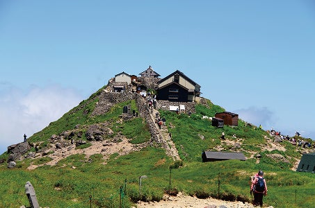 【首都圏発着】天空の楽園「月山」・神秘の森「鳥海山」 みちのく涼景紀行 3日間1
